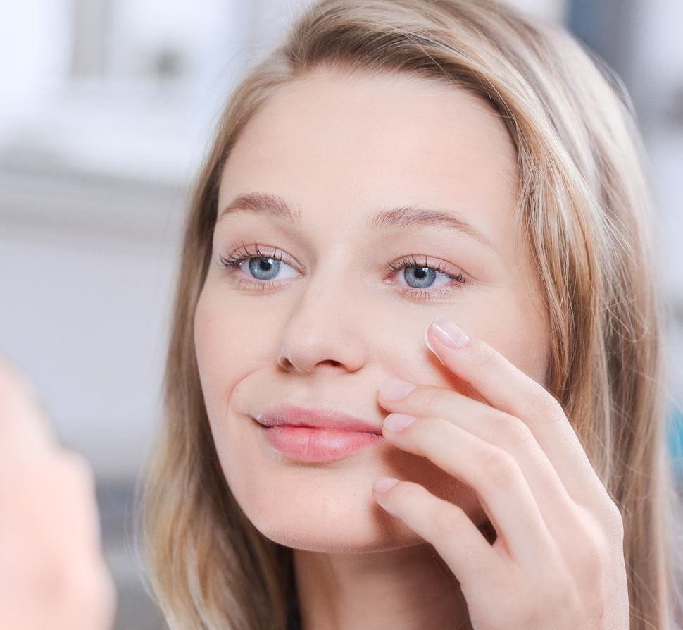 آرایش ملایم - افزایش ماندگاری کرم پودر