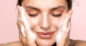 فیشیال صورت در خانه