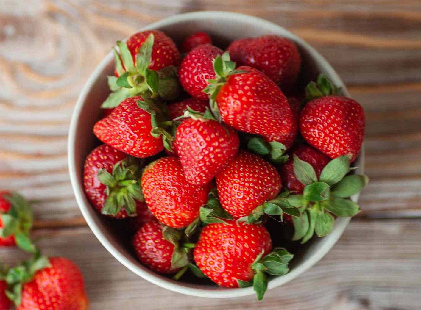 خواص توت فرنگی برای زنان