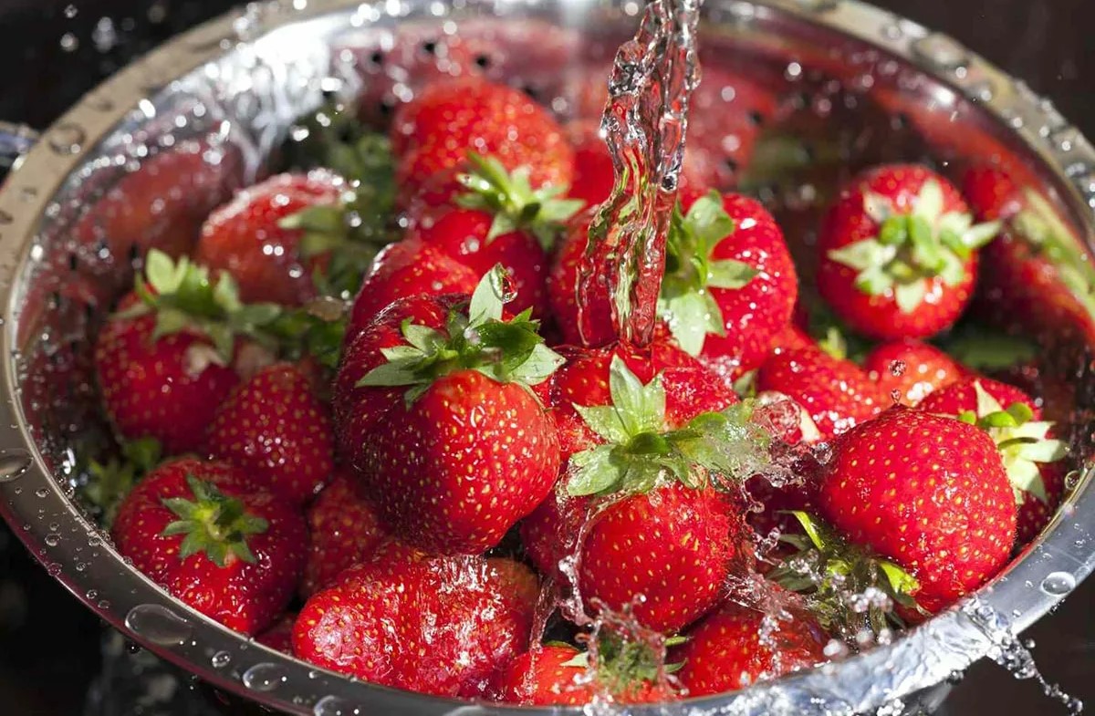 میوه ی رژیمی - خواص توت فرنگی