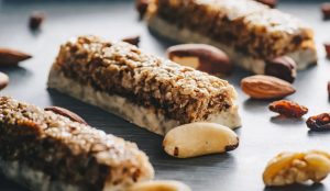 طرز تهیه پروتئین بار رژیمی