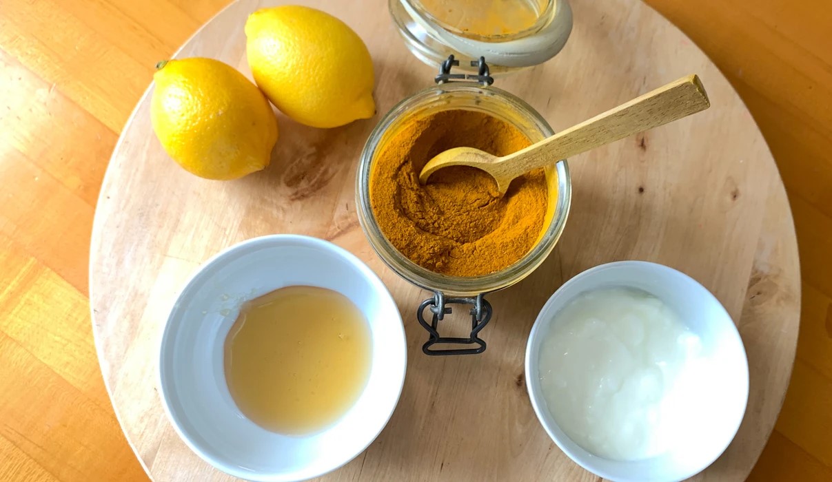 ماسک با ماست - ماسک ماست و زردچوبه برای صورت