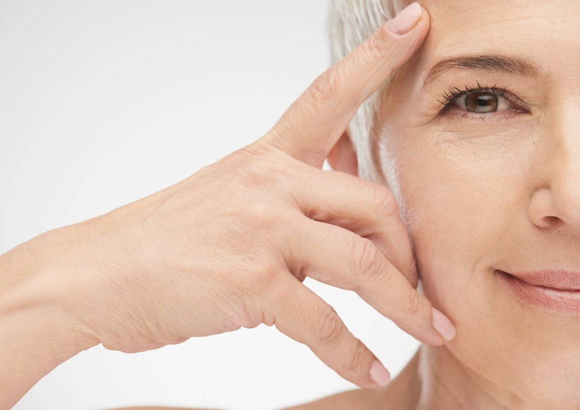 افتادگی پوست صورت با لیزر