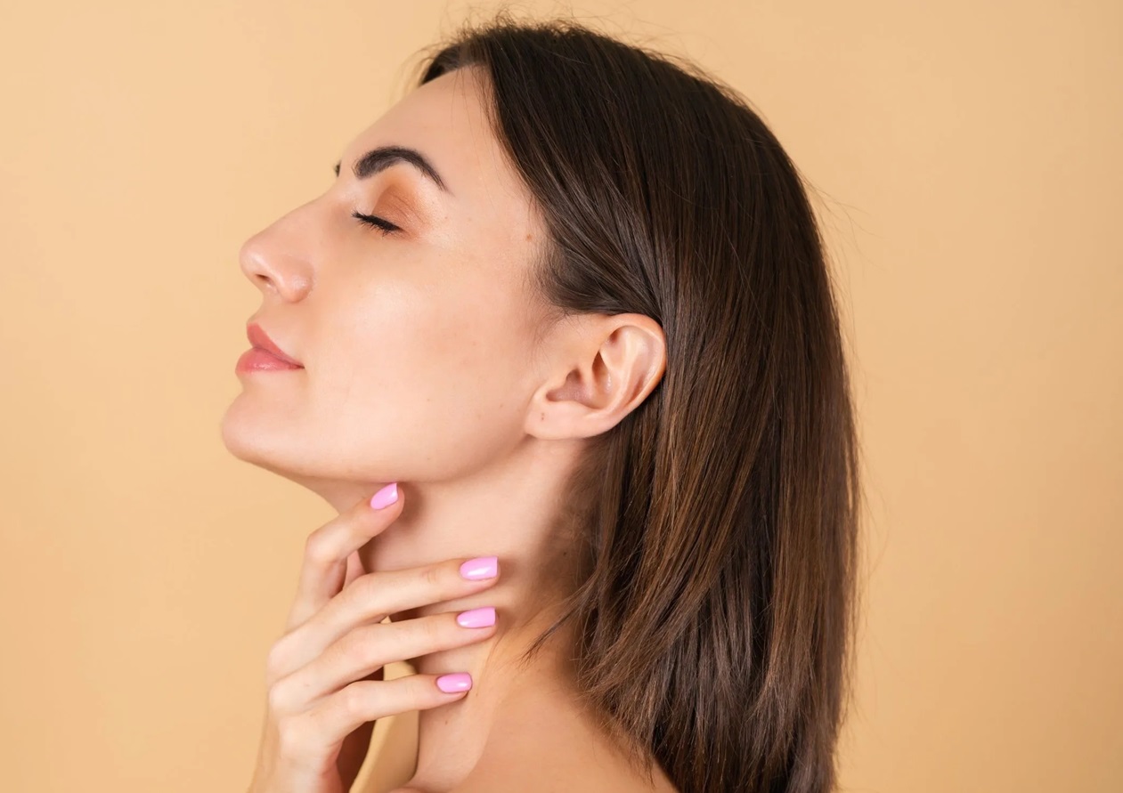 رفع غبغب - از بین بردن غبغب با ماساژ