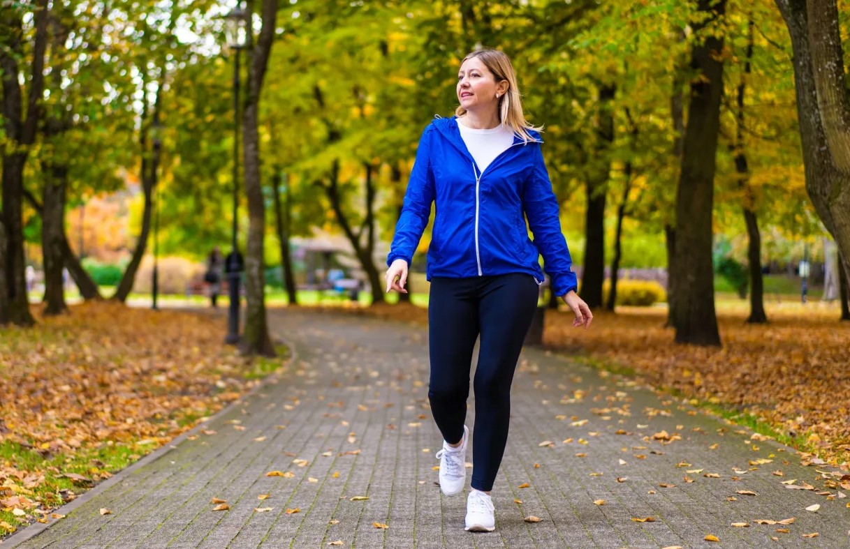 فواید پیاده روی - بهترین زمان پیاده روی برای لاغری شکم
