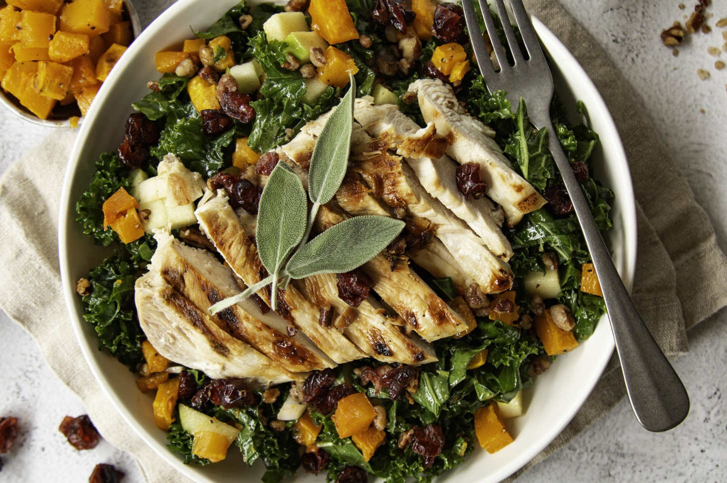 سالاد پروتئینی - سالاد پروتئینی با مرغ