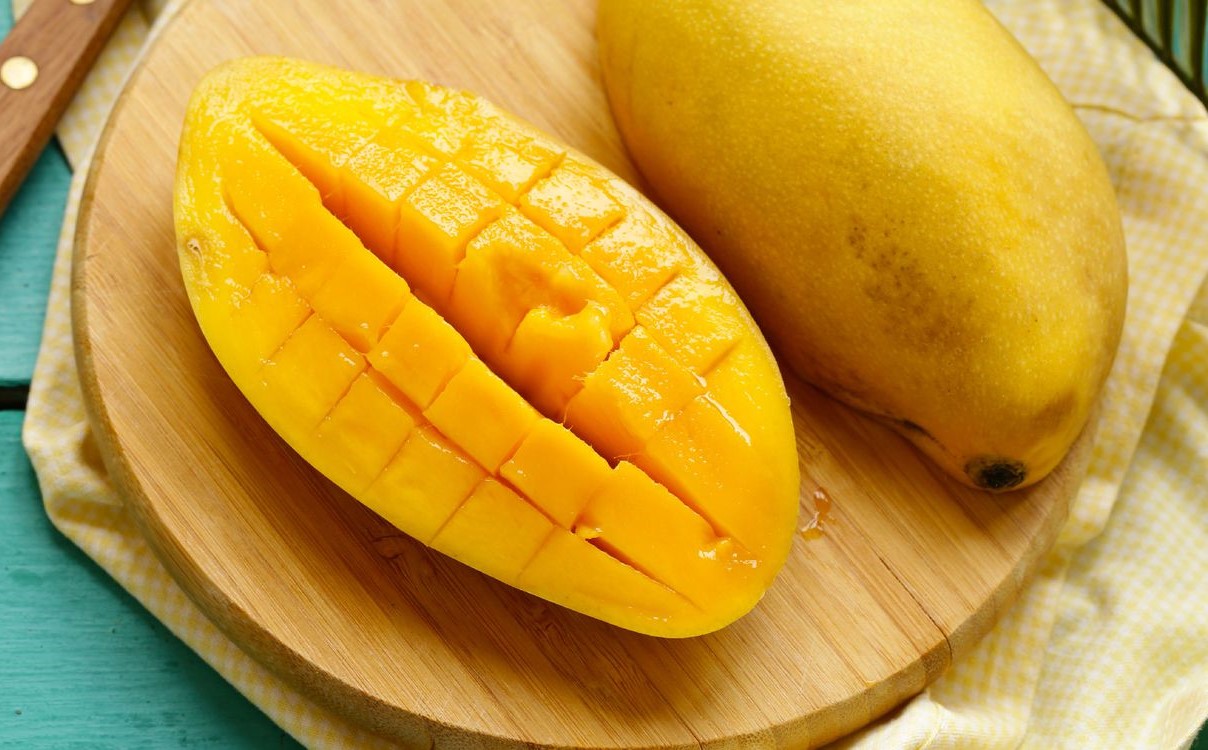 مصرف انبه در رژیم لاغری - خواص انبه برای لاغری